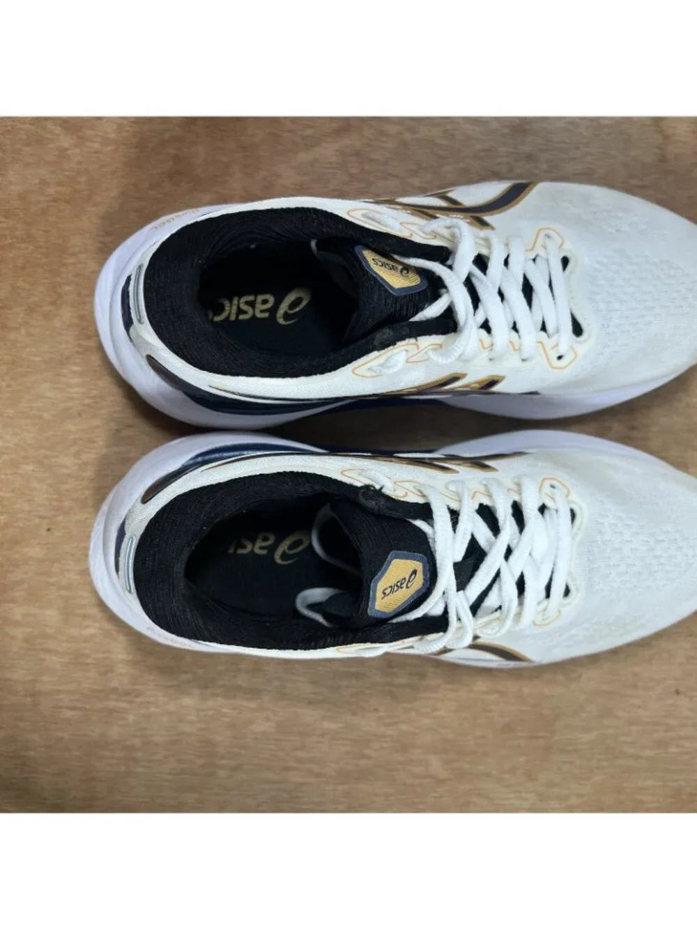 ASICS Gel Kayano 30 Anniversary women Size 7 Shoe 1012B577-100 White/Deep Ocean